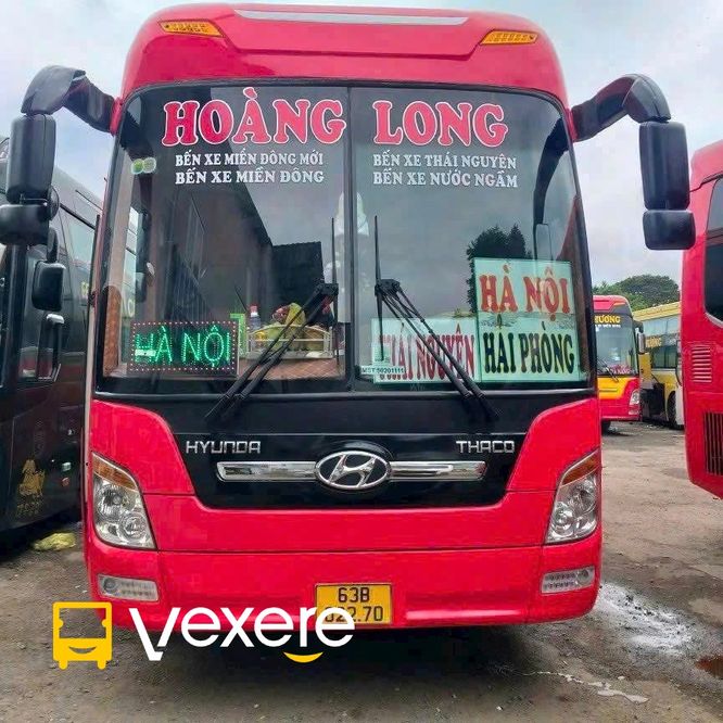 Hình ảnh Nhà xe Hoàng Long (Đỏ) trên tuyến Hồ Chí Minh đi Hà Tĩnh