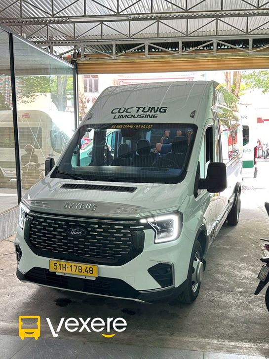Hình ảnh Nhà xe Cúc Tùng Limousine trên tuyến Khánh Hòa đi Lâm Đồng
