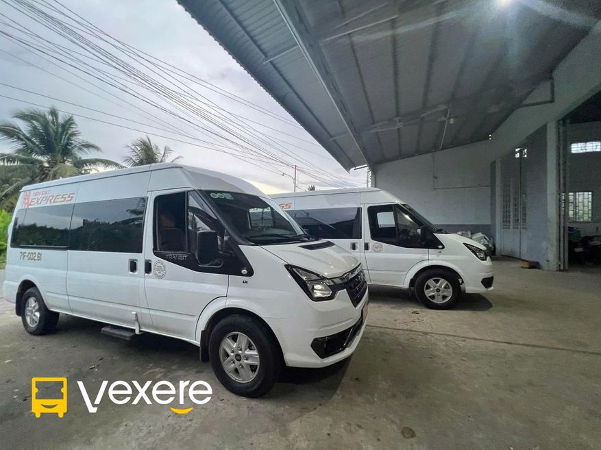 Hình ảnh Nhà xe Tiến Đạt trên tuyến Bến Tre đi Hồ Chí Minh