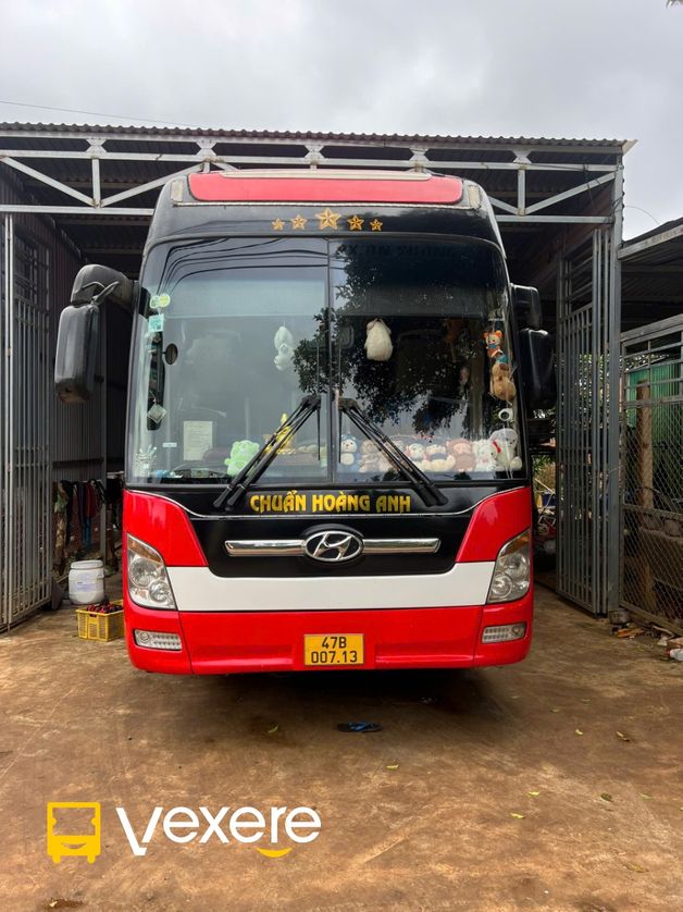 Hình ảnh Nhà xe Chuẩn Hoàng Anh trên tuyến Đắk Lắk đi Hồ Chí Minh