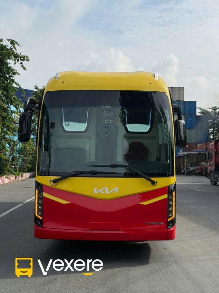 Hình ảnh Nhà xe Hoàng Kim (Nha Trang) trên tuyến Hồ Chí Minh đi Khánh Hòa