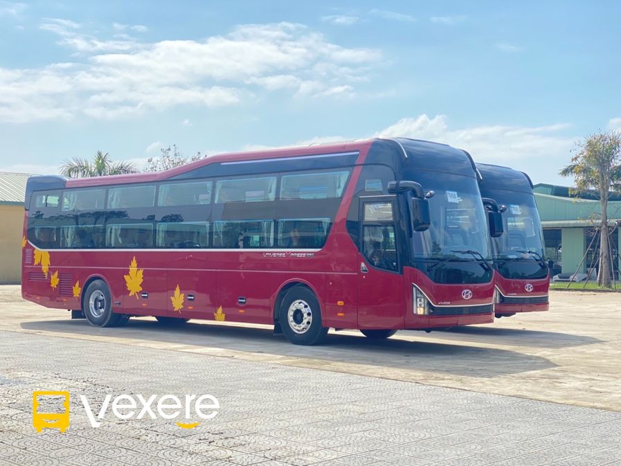 Hình ảnh Nhà xe Liên Hưng trên tuyến Cam Ranh đi Hồ Chí Minh