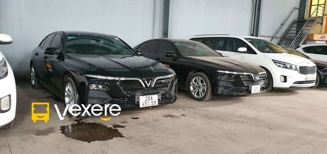 Hình ảnh Nhà xe Công Ty Cổ Phần TM & DL Hà Lan trên tuyến Sân bay Nội Bài đi Thái Nguyên